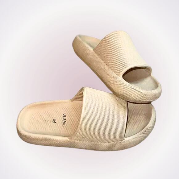 CUSHIONAIRE Recovery Slide Sandals | Sz 8 - Picture 2 of 8